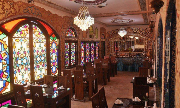 رزرو هتل سنتی طلوع خورشید (چهار تخته)