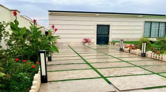 مياه المنتجع الصحي وحوض المياه الكامل