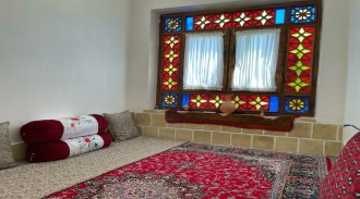 رزرو بوم گردی شب نشین کویر اتاق شاهنشین