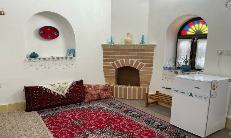 رزرو بوم گردی شب نشین کویر اتاق بادگیر