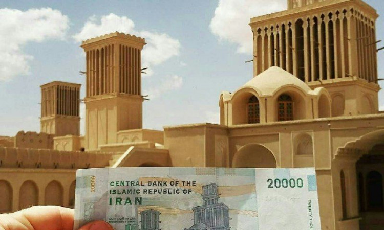 اقامتگاه سنتی آقازاده-صحرا