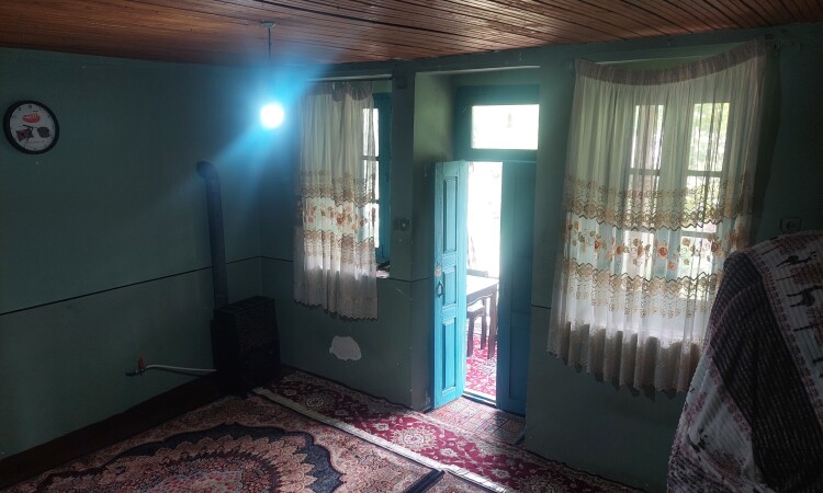 اجاره خانه سنتی نازخاتون در امام زاده هاشم