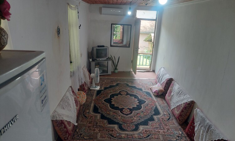 اجاره خانه سنتی نازخاتون در امام زاده هاشم