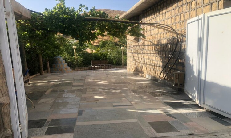 اجاره ویلا باغ استخر دار آنیا