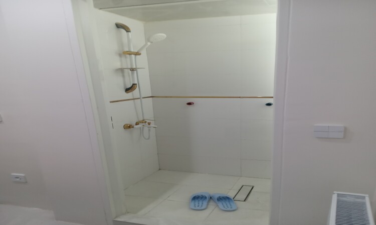 شقة سبلان للإيجار موقف سيارة 1