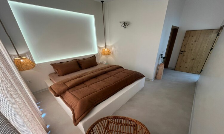 استئجار فيلا فاخرة مع مسبح في رودين