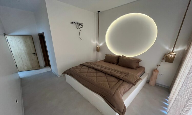 استئجار فيلا فاخرة مع مسبح في رودين