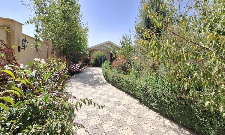 Parsa Villa Garden Rental