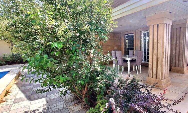 Parsa Villa Garden Rental