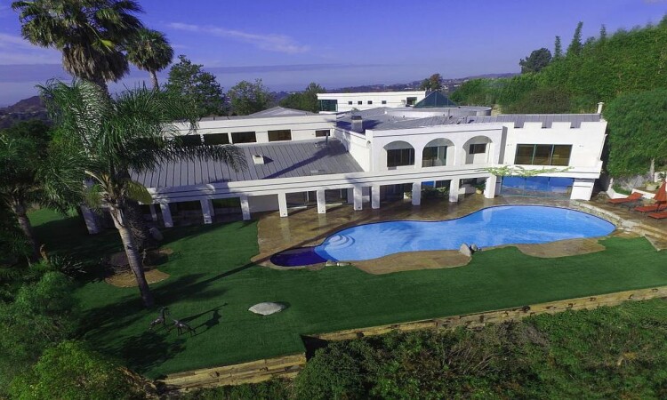 اقامتگاه بومگردی هومسا