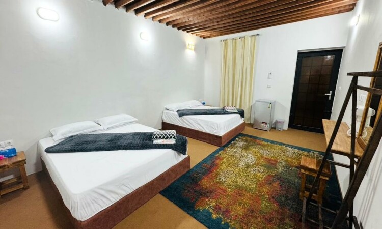 رزرو بوم‌گردی رامش (اتاق دریا)