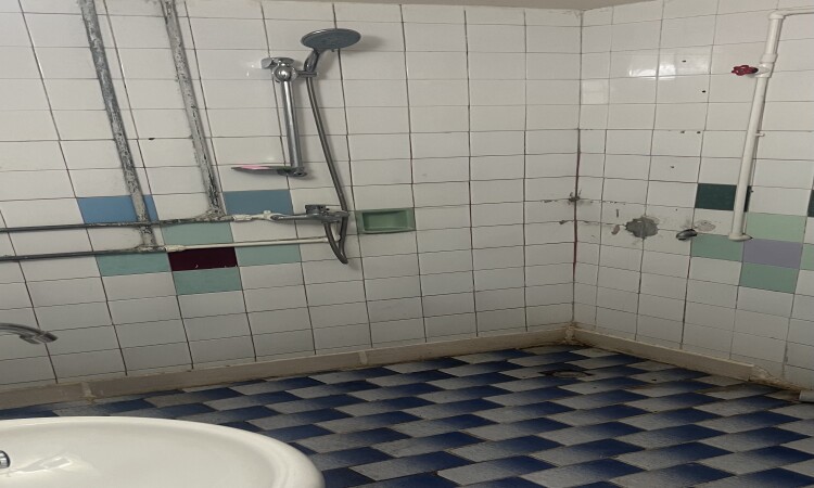 شقة للإيجار بغرفة نوم مزدوجة