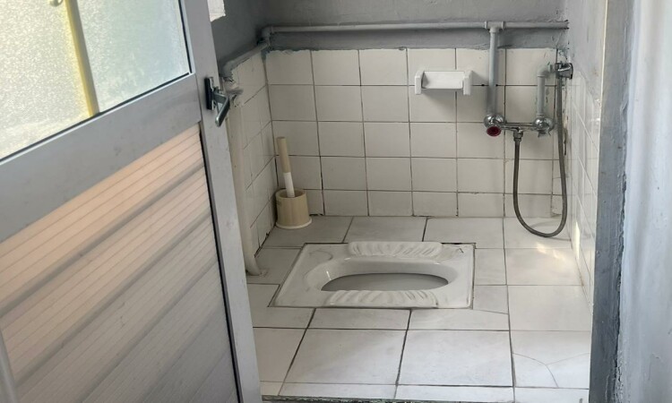 شقة للإيجار بغرفة نوم مزدوجة