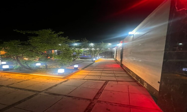 فيلا للإيجار مع مسبح في بيض مجنون