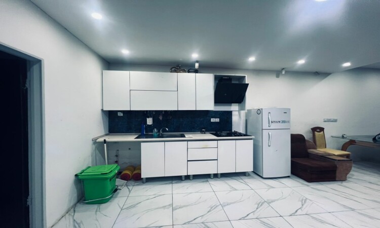 فيلا للإيجار مع مسبح في بيض مجنون