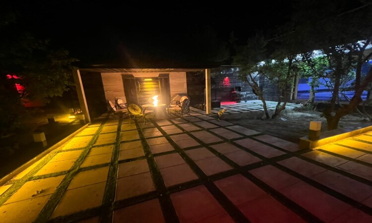 فيلا للإيجار مع مسبح في بيض مجنون