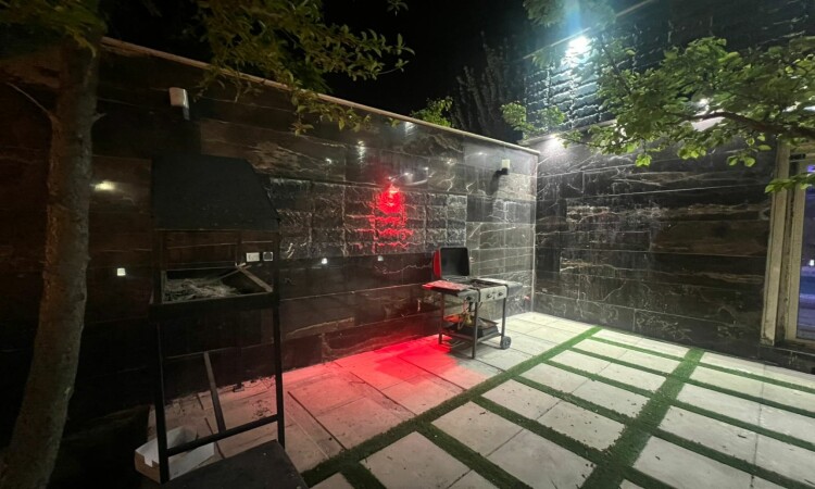 فيلا للإيجار مع مسبح في بيض مجنون