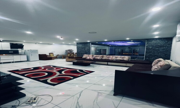 فيلا للإيجار مع مسبح في بيض مجنون