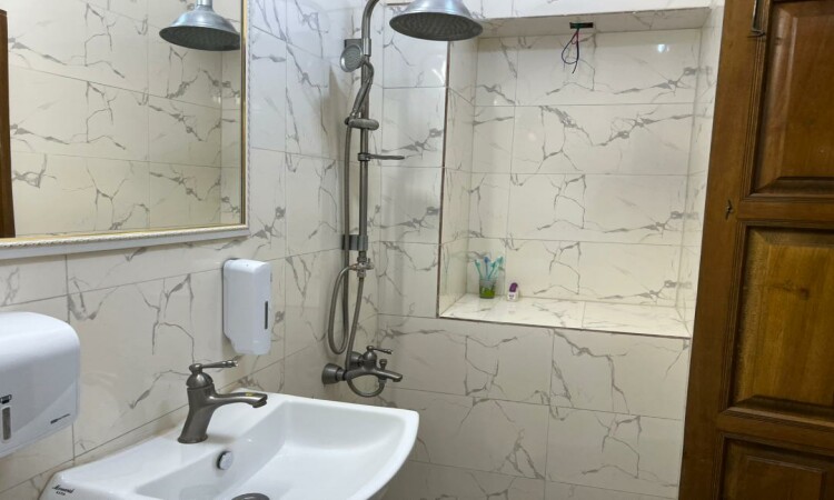 رزرو بومگردی حقيقت واحد 104