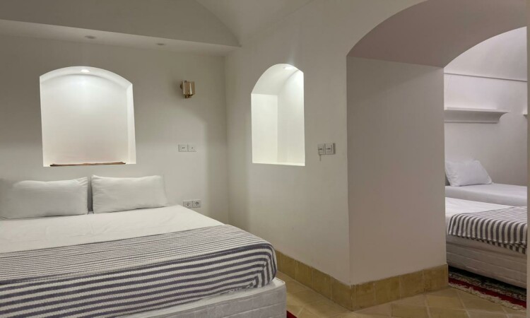 رزرو بومگردی حقيقت واحد 104