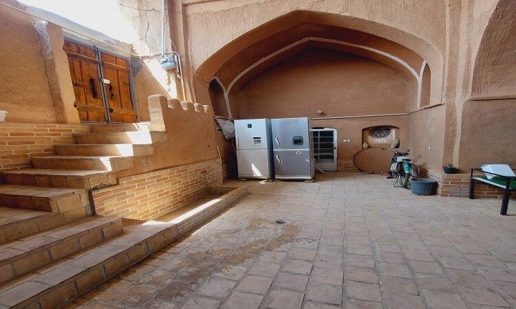 محمية شمس العمارة للسياحة البيئية – وحدة ثلاثية الخلجان