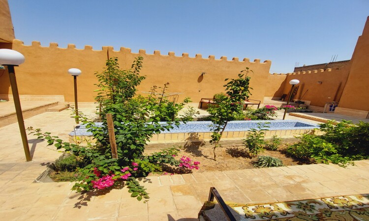 محمية شمس العمارة للسياحة البيئية – وحدة ثلاثية الخلجان