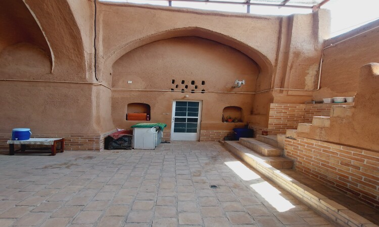 محمية شمس العمارة للسياحة البيئية – وحدة ثلاثية الخلجان