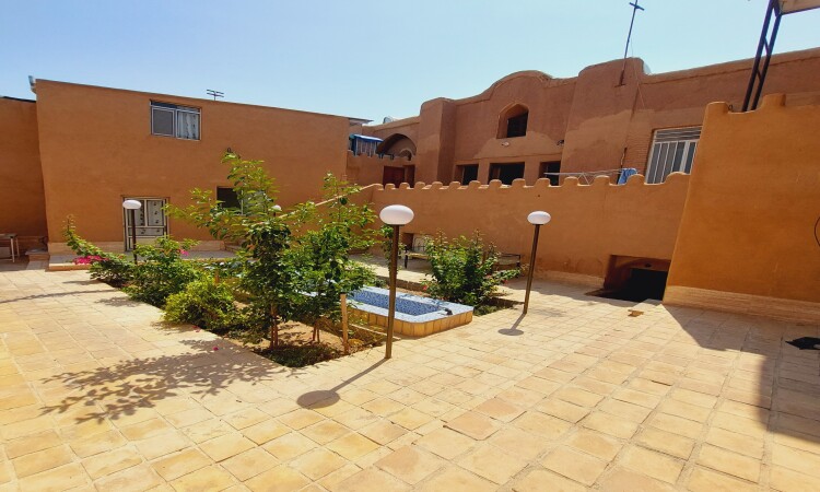 محمية شمس العمارة للسياحة البيئية – وحدة ثلاثية الخلجان