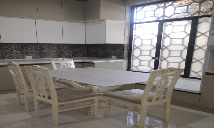 اجاره ویلا دو خواب مرکز شهر خرم آباد