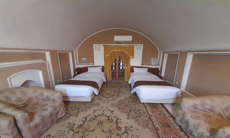 رزرو هتل کاروانسرای مشیر واحد پنج تخته 2