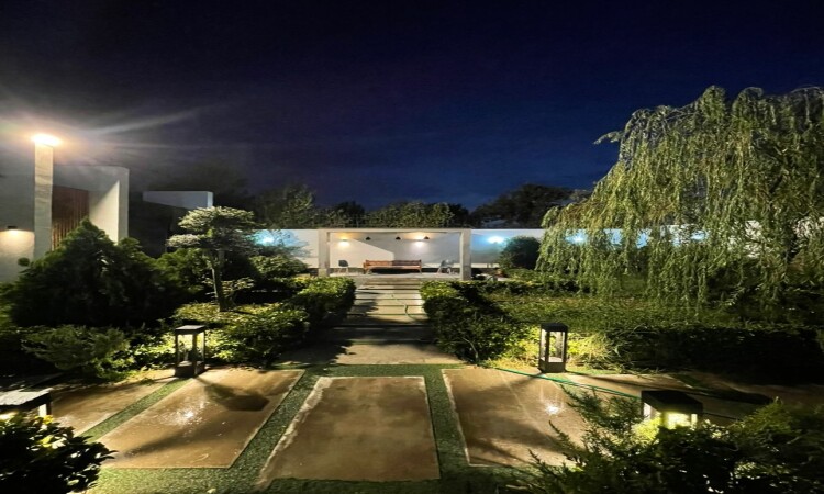 استئجار فيلا مع مسبح في سراي زاوي، طهراندشت