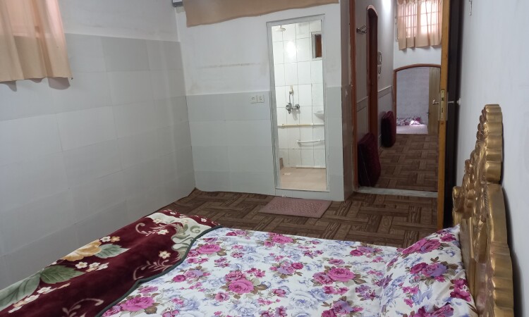 شقة للإيجار في نبز بحر 2