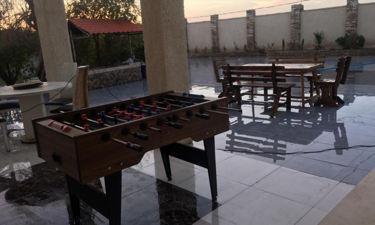 ویلا استخردار