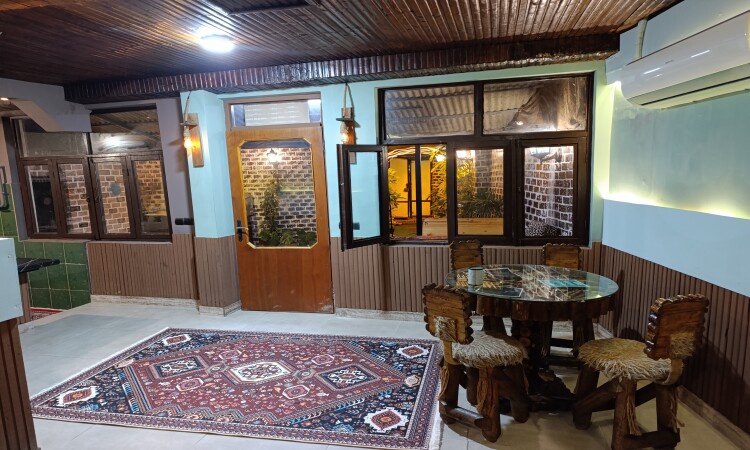 فيلا كلاسيكية حديثة للإيجار