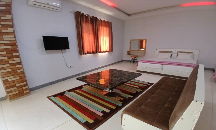 حجز شقة نارينجيسارا الفندقية الوحدة 106