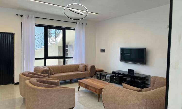 اجاره ویلا سه خواب شهرکی کردان