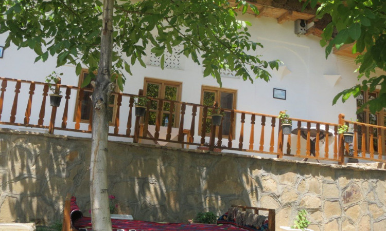 هتل سنتی خانه گل - یاس
