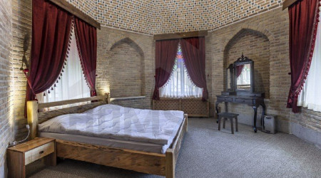 هتل کاروانسرای یام