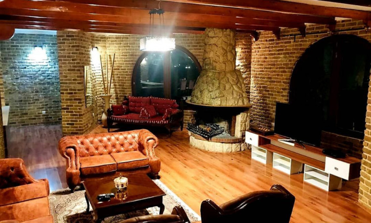 اجاره ویلا استخردار