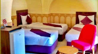 رزرو هتل سنتی پنج دری (چهار تخته)