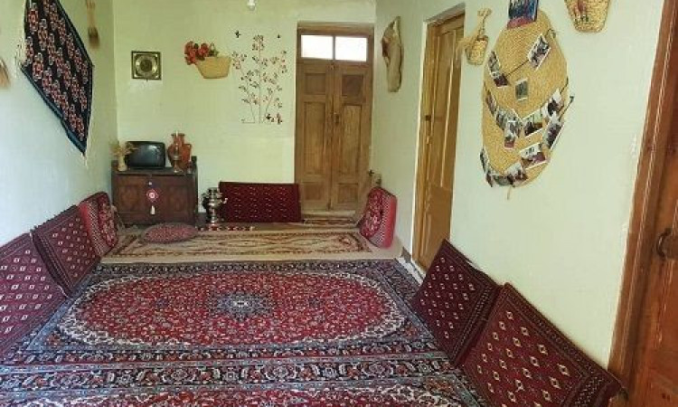 اقامتگاه بوم گردی میکال دیلمان
