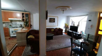 شقة بغرفتي نوم للإيجار في ديزين