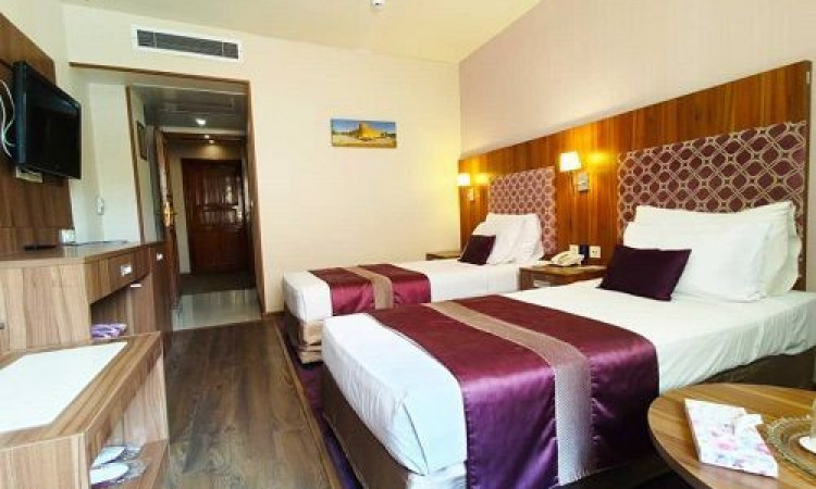 هتل پارسیان- اتاق دوتخته دبل