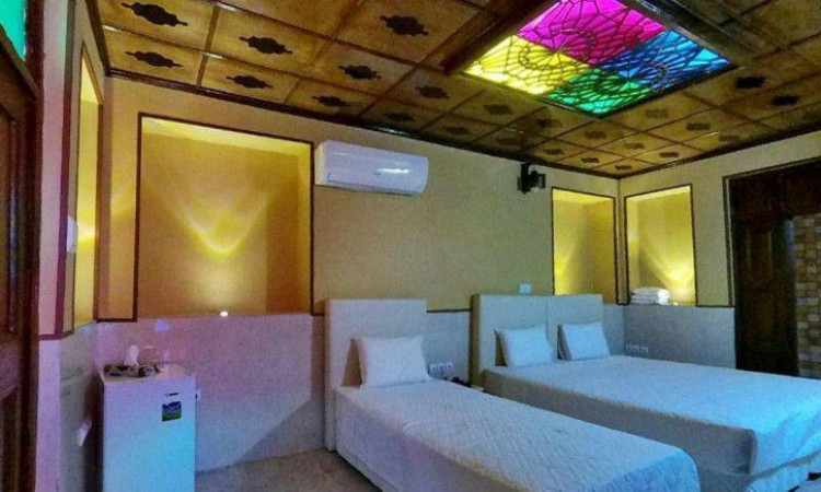 رزرو هتل سنتي نيايش (اتاق یک تخته)