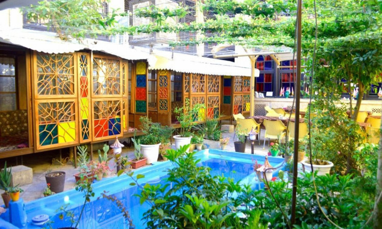 رزرو هتل سنتي نيايش (اتاق یک تخته)