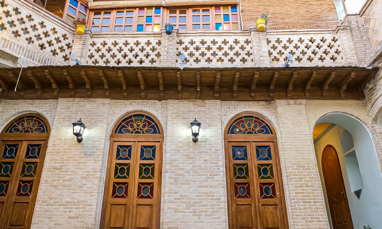 رزرو اقامتگاه سنتی سپهری (اتاق سه تخته)