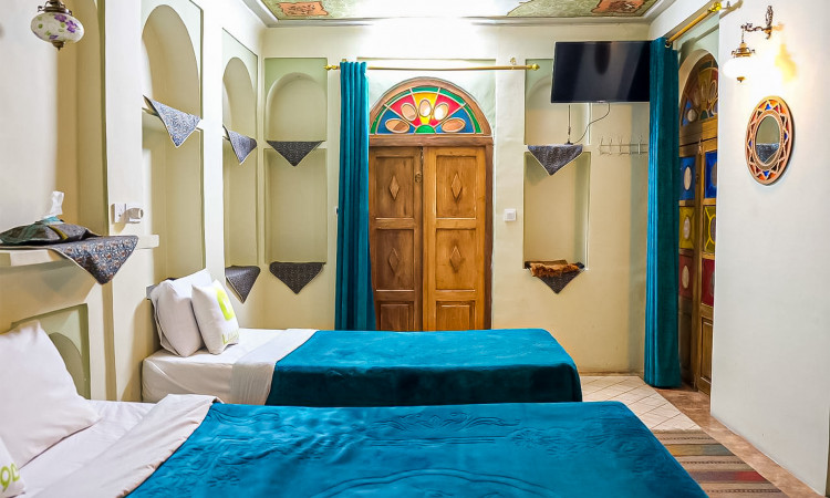 رزرو اقامتگاه سنتی سپهری (اتاق سه تخته)