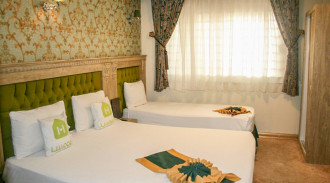 رزرو هتل آبشار مشهد (سه تخته)