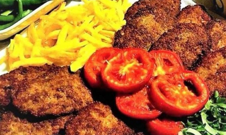 رزرو بوم گردی فانوس کویر پنج نفره