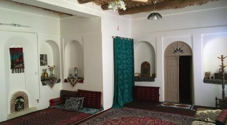 حجز سكن بيت صفيحة للسياحة البيئية (غرفة تتسع لـ 8 أشخاص)